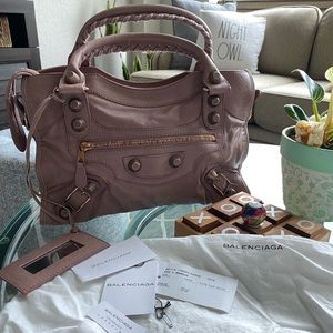 Preloved Balenciaga, still looks new, with tags.